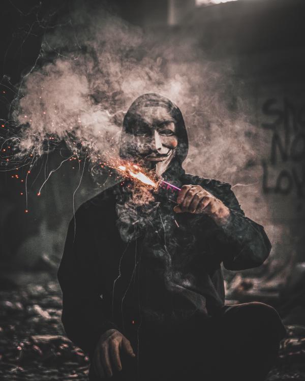 Anonymous 匿名者｜恐怖份子？神秘的駭客組織？