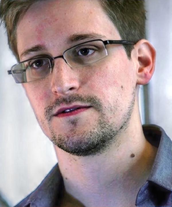 Edward Joseph Snowden (愛德華·約瑟夫·史諾登)｜賭上自己的一生，只為揭露政府祕密監控人民的醜聞！